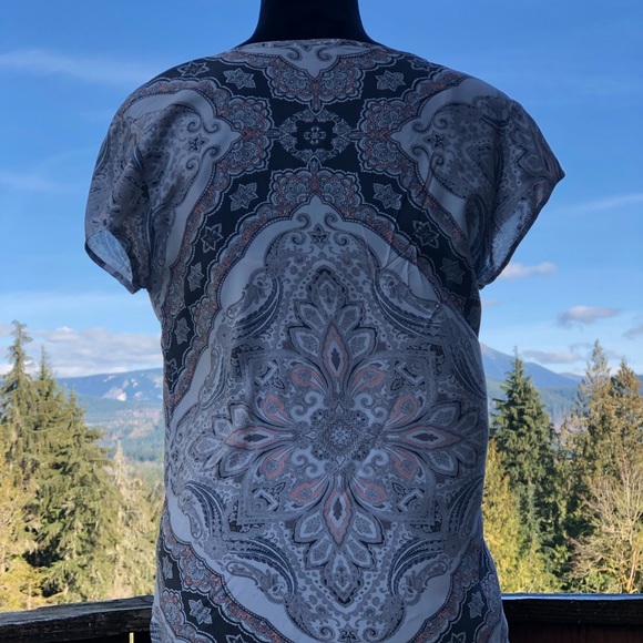 Lightweight printed blouse - Picture 4 of 5